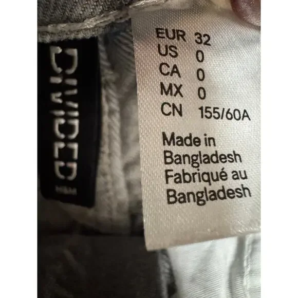 H&M Divided Women’s Jeans Gray Wide Leg - Picture 3 of 8